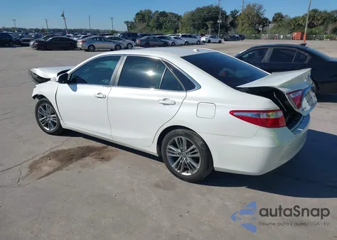 2015 Toyota Camry Se z USA, uszkodzony, nr VIN 4T1BF1FK7FU481285